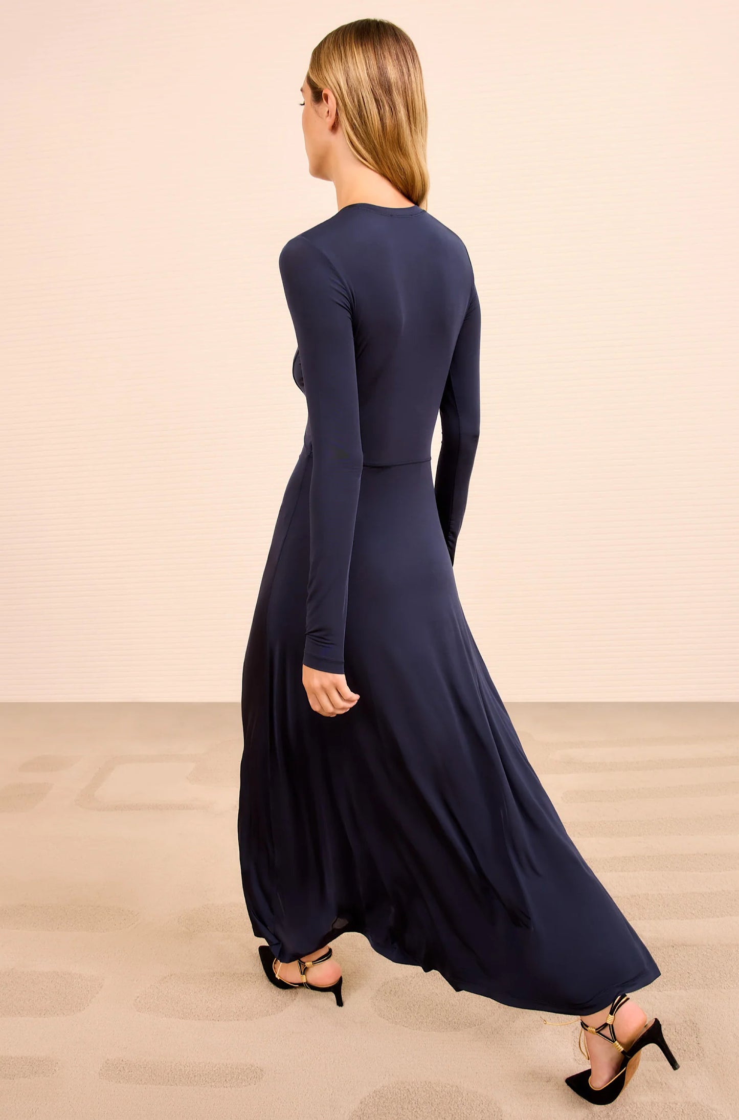 Naia Long Sleeve Ruched Dress in Midnight