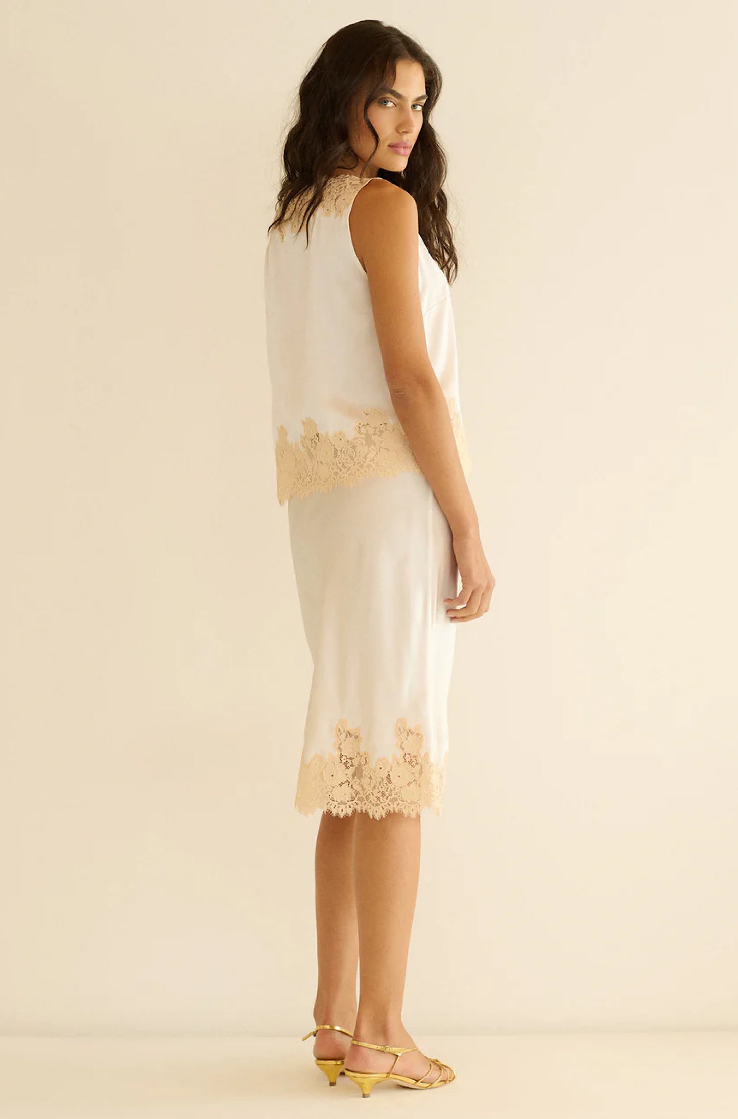 Elowette Skirt Salt with Peach Lace