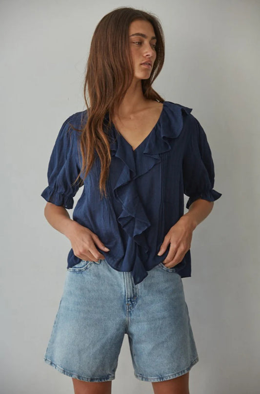 Woven Cotton Buttondown V-Neck Short Sleeve Top in Navy
