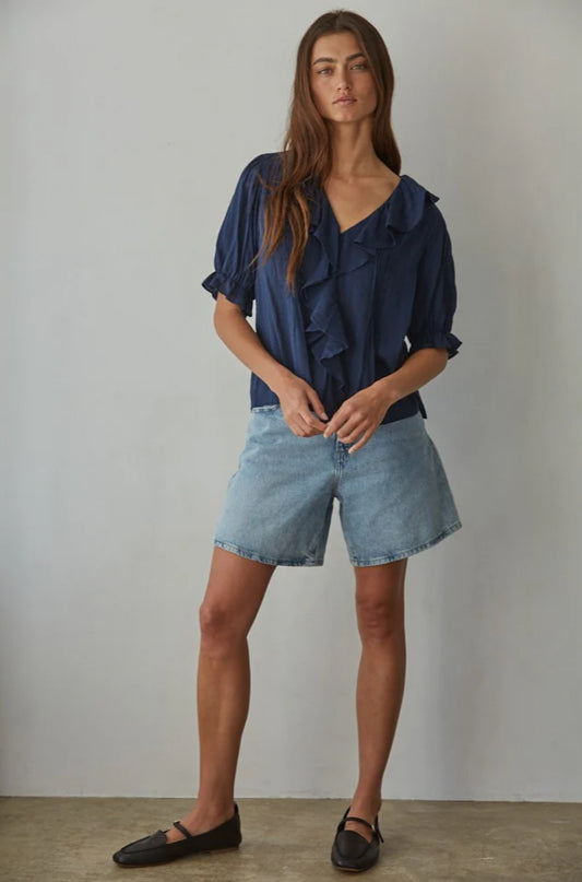 Woven Cotton Buttondown V-Neck Short Sleeve Top in Navy