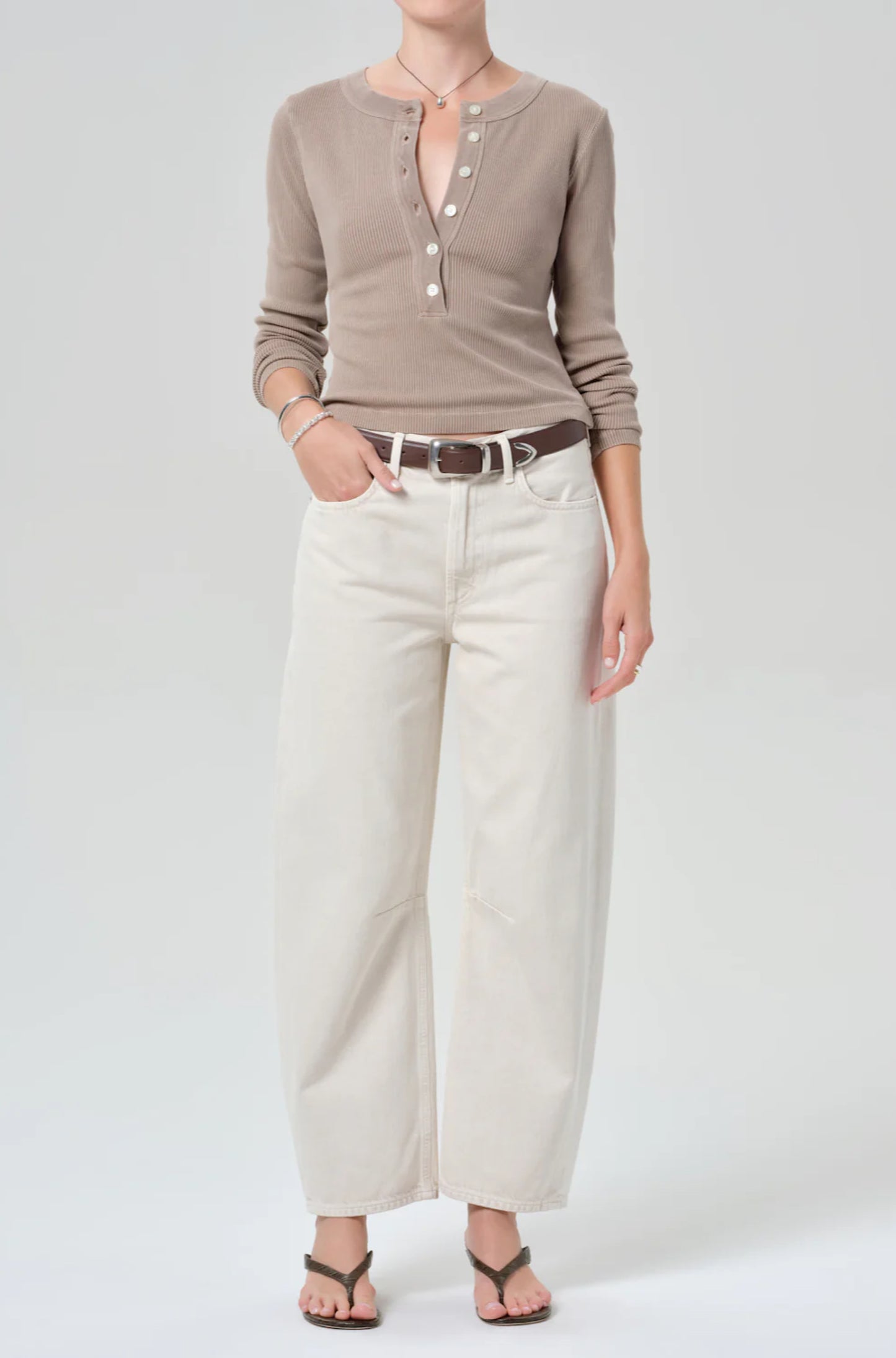 Miro Relaxed Jean in Almondette