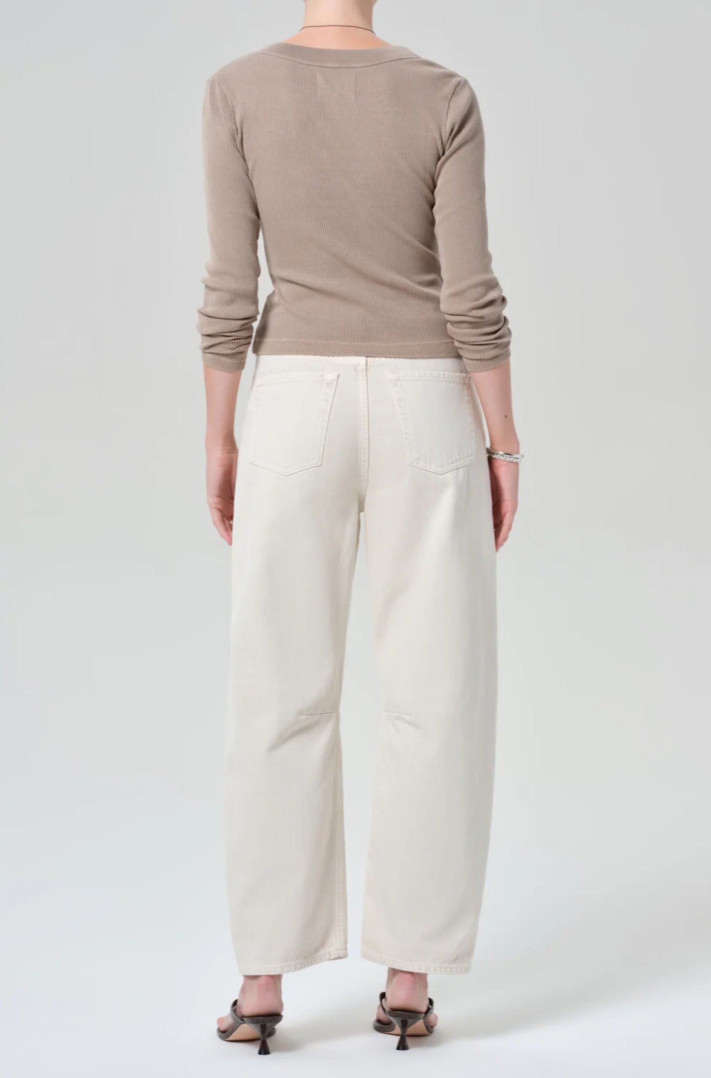 Miro Relaxed Jean in Almondette